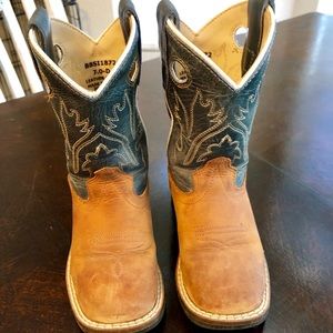 Cowboy boots size 7